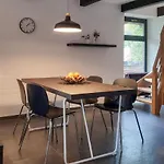 Gorgeous In With Wifi Apartman