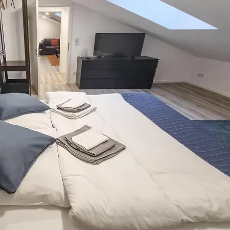 Apartman Gorgeous In With Wifi Trier