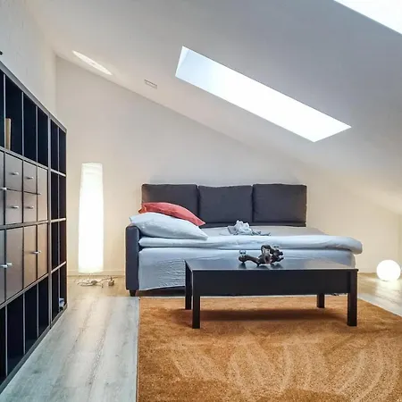 1 Bedroom Gorgeous In Apartment